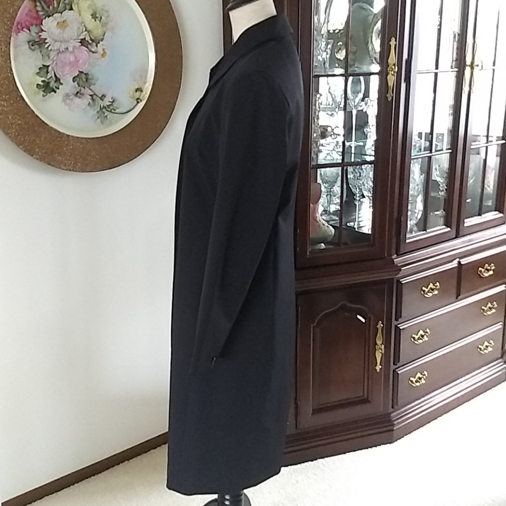 Events Coat - Picture 2 of 8